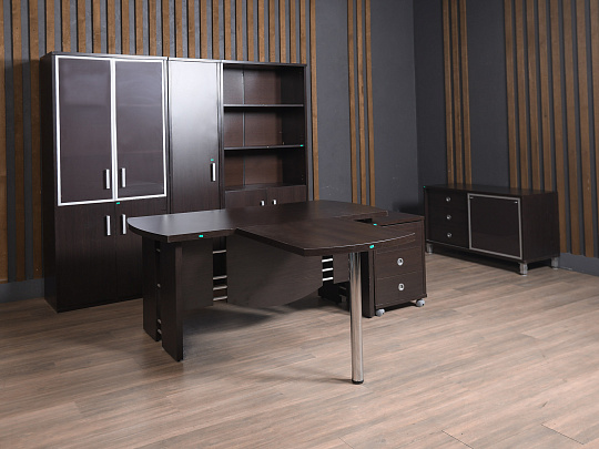 Кабинет руководителя Born ЛДСП Венге Россия