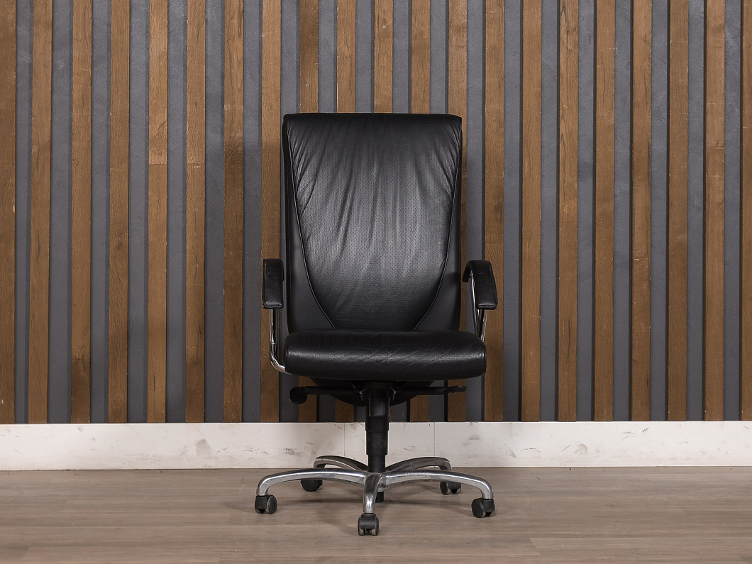 Кресло руководителя Кожа Чёрный Италия (КРЭЧ-090725)