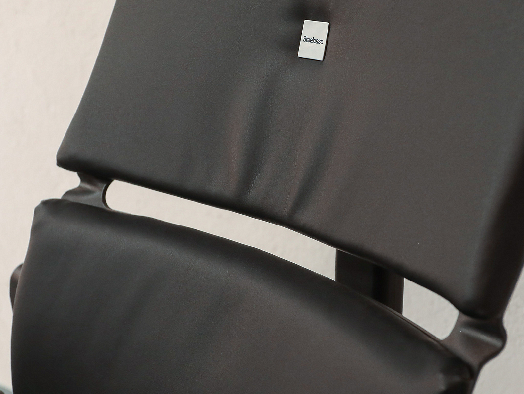 Кресло руководителя Steelcase Please 2 Ergonomic Искусственная кожа Чёрный Франция (КПЭЧ-190526)