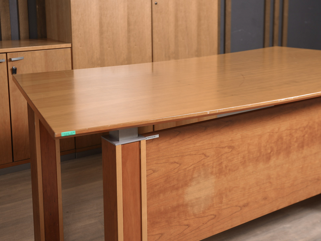 Кабинет руководителя Steelcase ЛДСП Орех США (КРОР-251025)