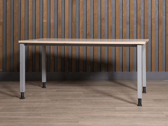 Стол прямоугольный ЛДСП Клен