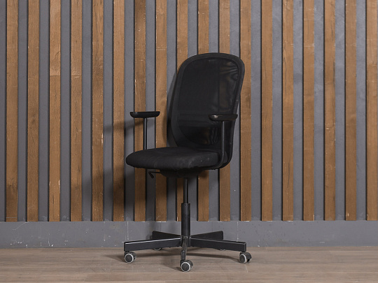 Офисное кресло Ткань Чёрный