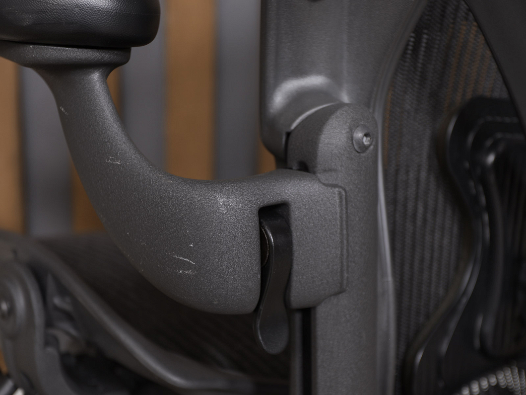 Кресло руководителя Herman Miller Aeron Сетка Чёрный США (КРСЧ2-010625)