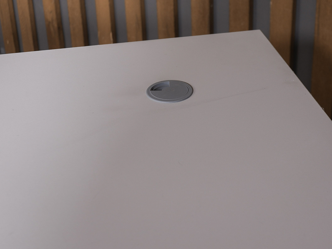 Стол угловой ЛДСП Серый (СЭСР-181025) Стол угловой ЛДСП Серый (СЭСР-181025)