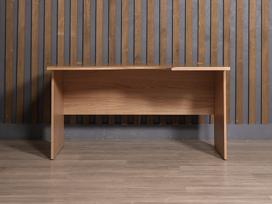 Стол эргономичный ЛДСП Ольха