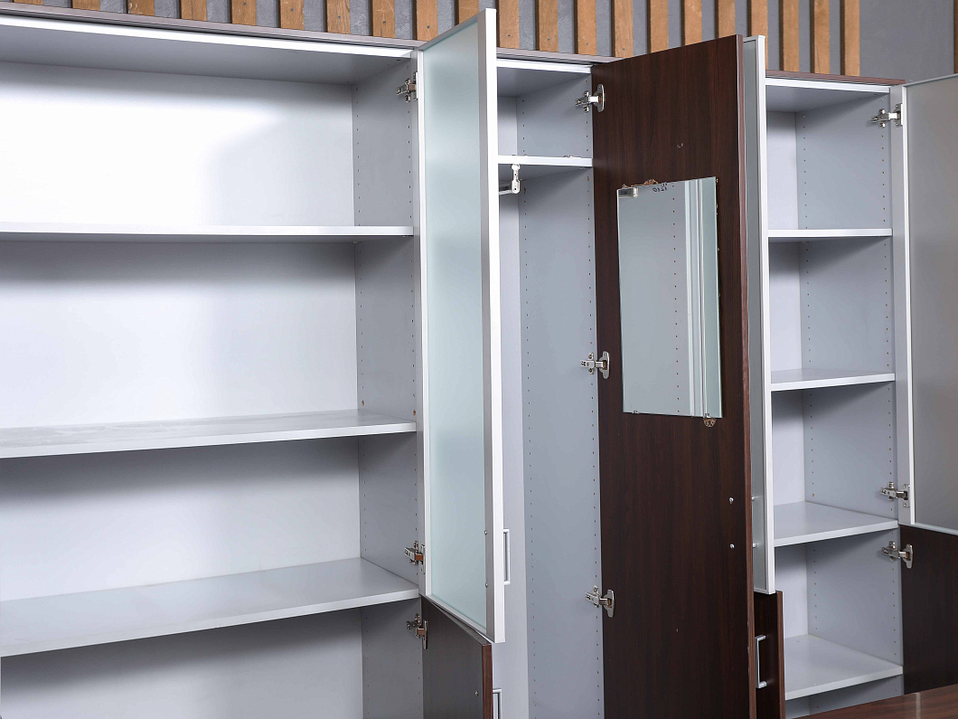 Кабинет руководителя HAN Шпон Венге Италия (КРВГ-090725)