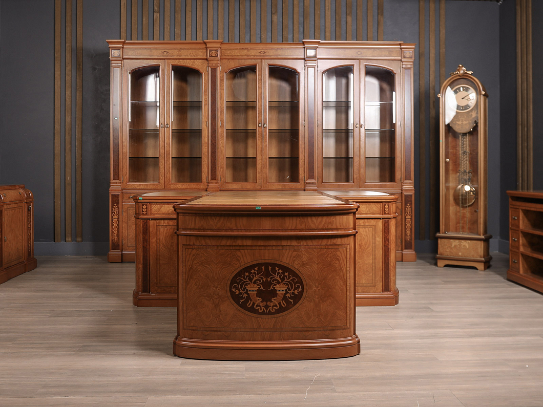 Кабинет руководителя Vicente Zaragoza Royal Массив Ольха Испания (КРОХ-271125)