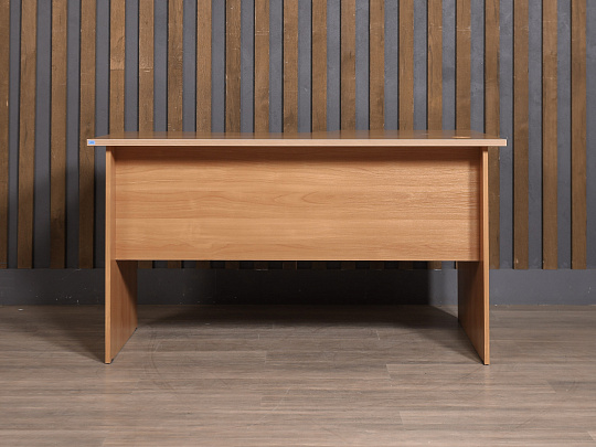 Стол эргономичный ЛДСП Орех