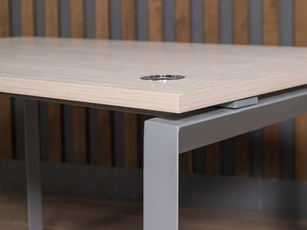 Стол прямоугольный ONIX ЛДСП Дуб Россия (СПД1-291125)