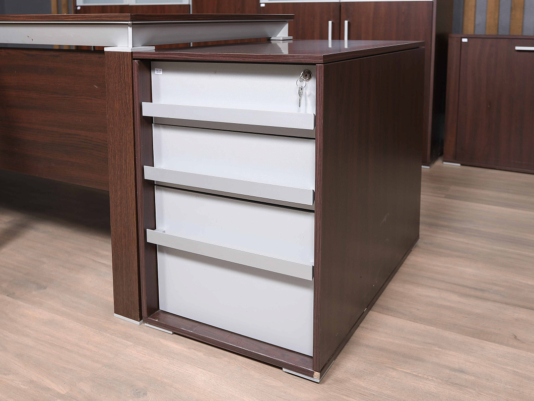 Кабинет руководителя HAN Шпон Венге Италия (КРВГ-090725)