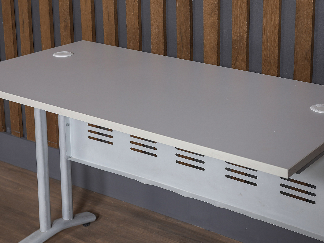 Стол прямоугольный ЛДСП Серый (СПСР-160925)