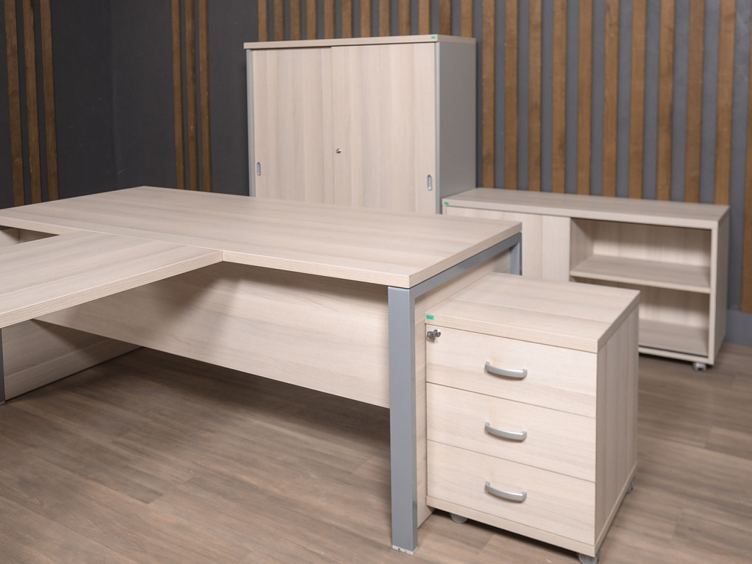 Кабинет руководителя ЛДСП Клен (КРКЛ-031225)