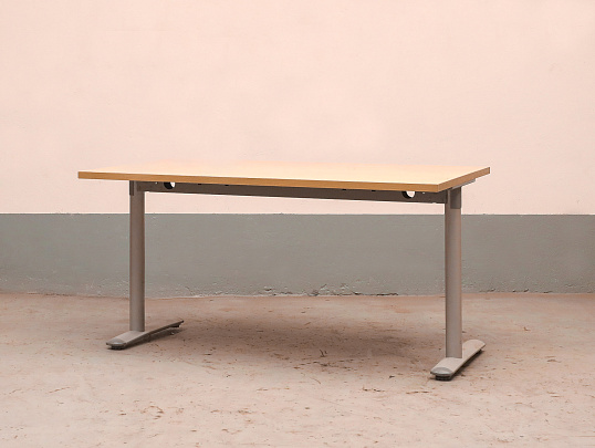 Стол прямоугольный ЛДСП Клен