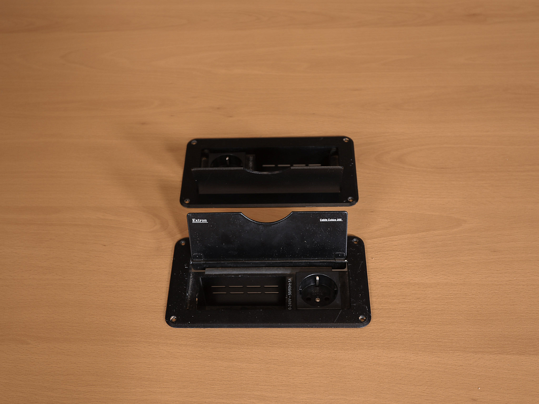 Стол для переговоров Steelcase Finishes ДСП Орех США (СДПОР-280723)