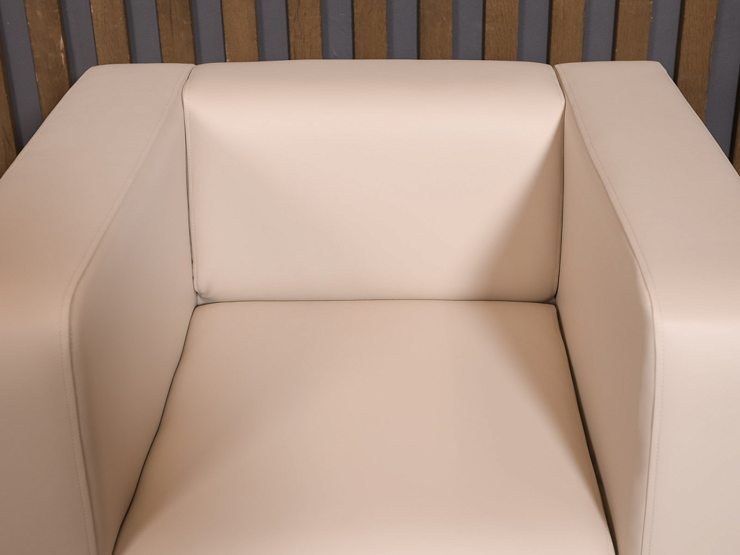 Кресло БОН Искусственная кожа Бежевый Россия (КМЭБЖ-БОН)