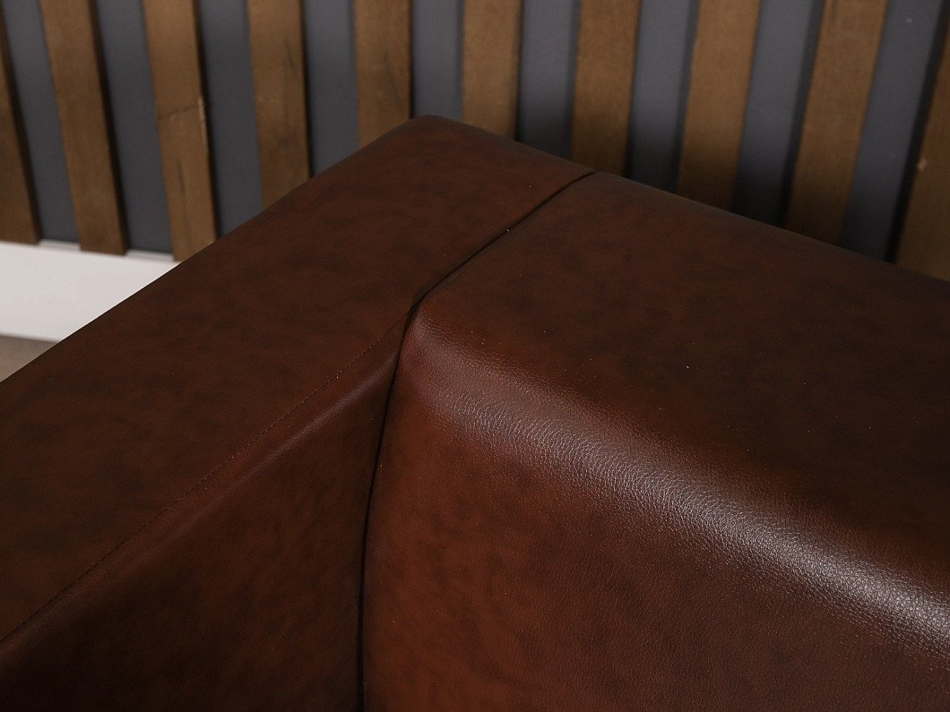 Кресло СИТИ Искусственная кожа Коричневый Россия (КМЭКЧ-СИТИ)