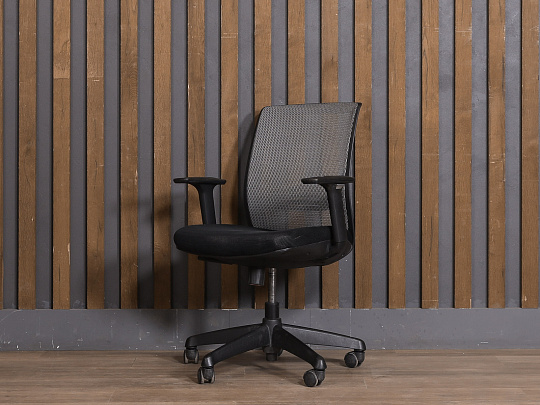 Офисное кресло Ткань Чёрный