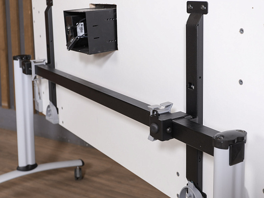 Стол прямоугольный ЛДСП Белый