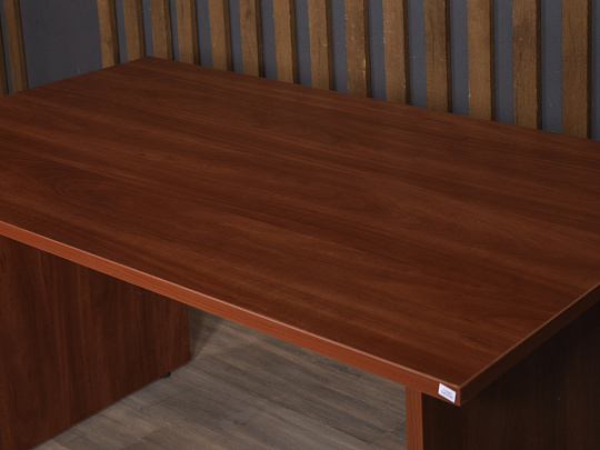 Стол прямоугольный ЛДСП Вишня