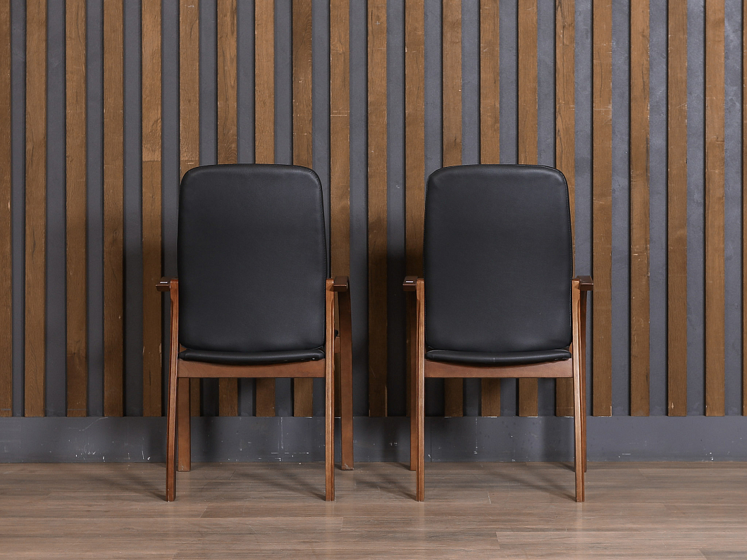 Конференц-кресло Искусственная кожа Чёрный (КФЭЧ-260226)