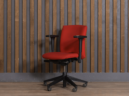 Офисное кресло Comforto Ткань Красный США