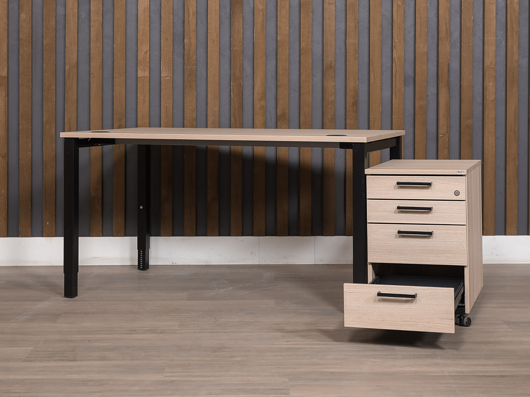 Стол с тумбой Kinnarps ЛДСП Ясень шимо Швеция (СТМЯ-100425)