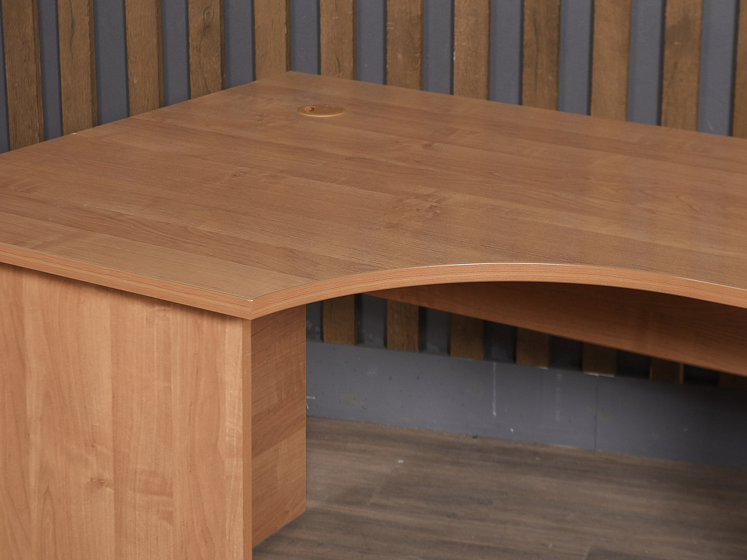 Стол эргономичный ЛДСП Ольха (СПЭОХ1-211025) Стол эргономичный ЛДСП Ольха (СПЭОХ1-211025)