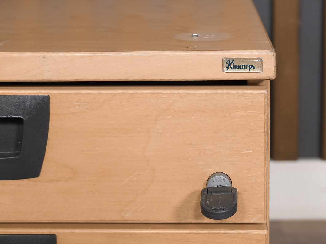 Тумба подкатная Kinnarps ЛДСП Бук Швеция (ТВБК-090425)