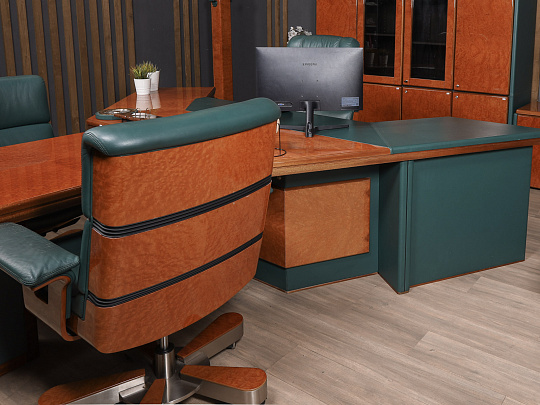 Кабинет руководителя R.A. Mobili Sirio Шпон Радика Италия