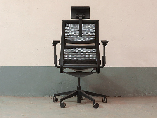 Кресло руководителя Steelcase Think V2 Ткань Чёрный Франция