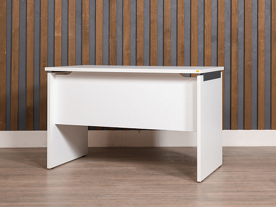 Стол прямоугольный ЛДСП Белый