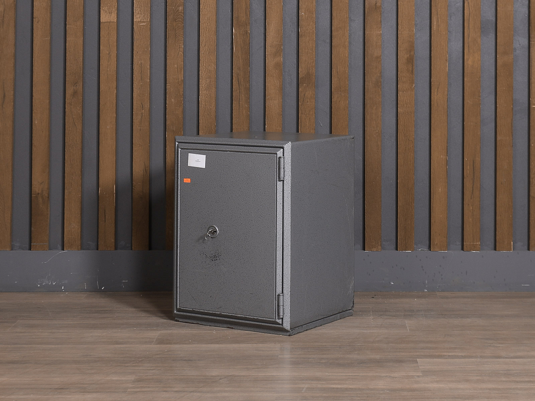 Сейф (СФ1-251025) Сейф (СФ1-251025)