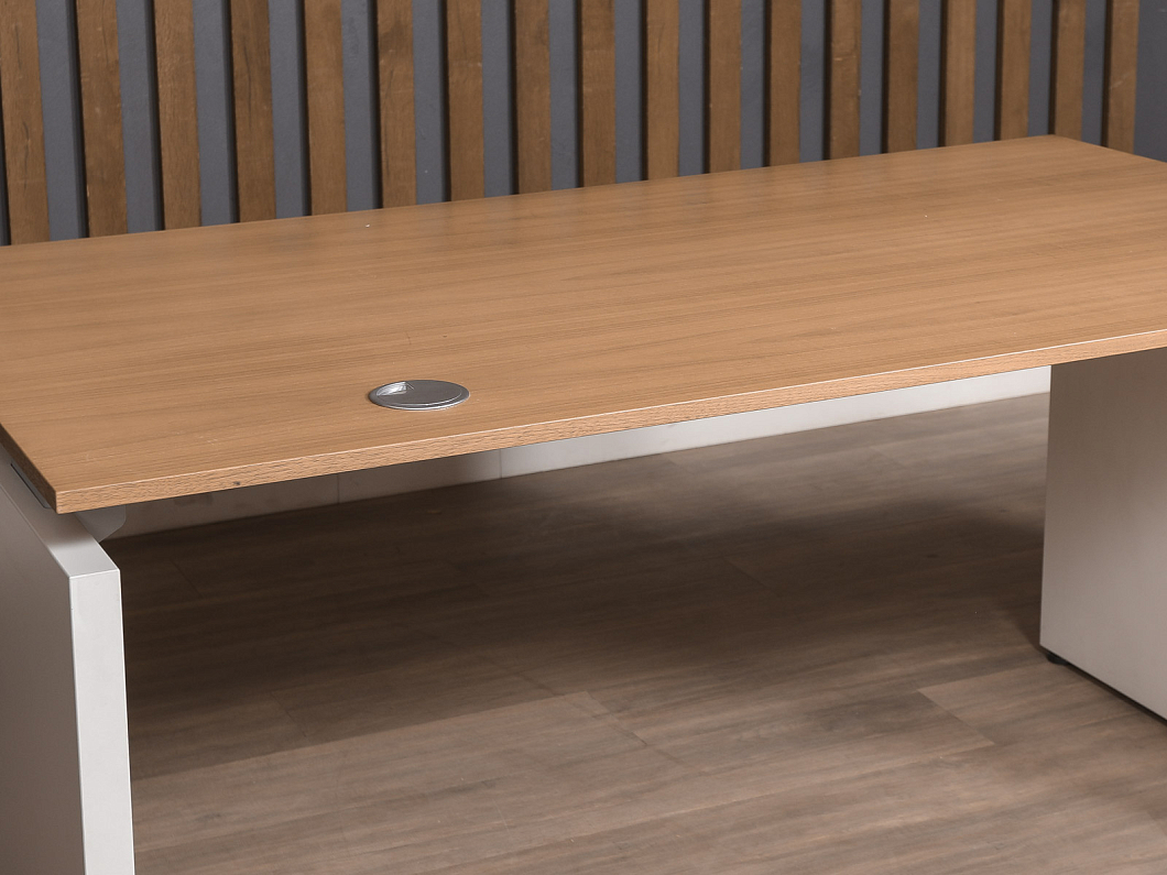 Стол руководителя Bene ЛДСП Ольха Австрия (СРОХБ-070770)