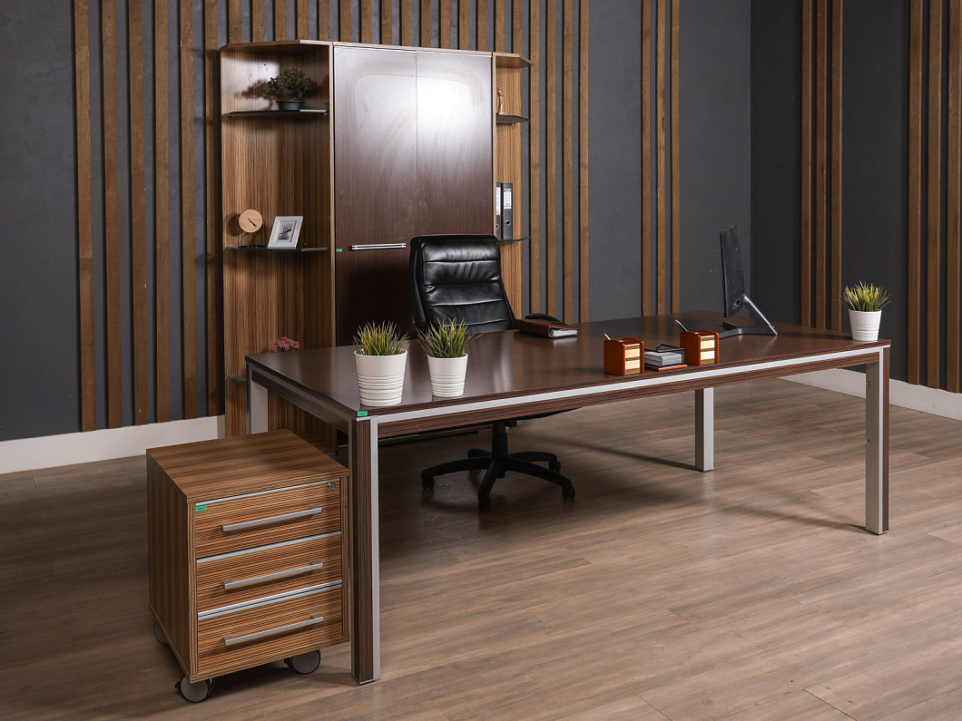 Кабинет руководителя ЛДСП Орех (КРЗБОР-100925)