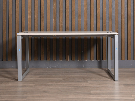 Стол прямоугольный ONIX ЛДСП Дуб Россия