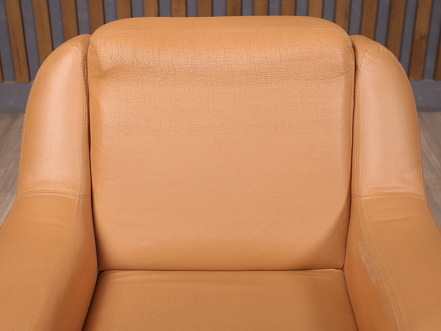 Кресло мягкое 850x850 Искусственная кожа Бежевый Россия (КМБЖ-060124)