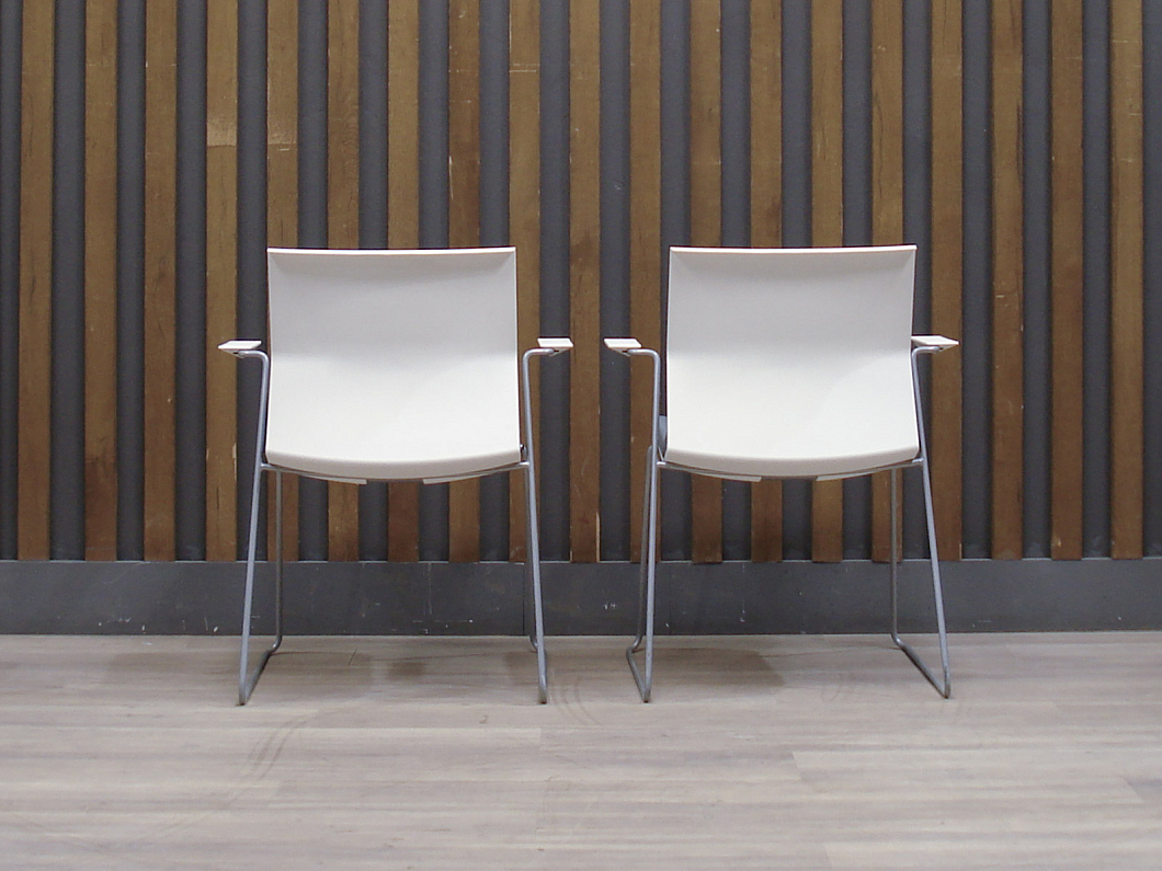 Конференц-кресло Bene Ткань Белый Австрия (КФБСР-281225)