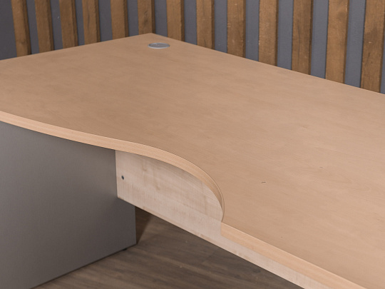 Стол эргономичный ЛДСП Бук