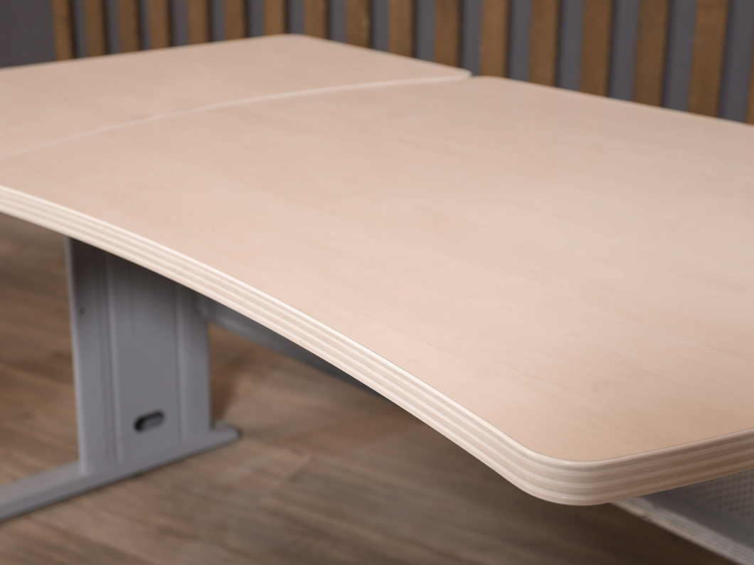 Стол с тумбой Berlin ЛДСП Дуб Россия (СПДМБ1-271225)