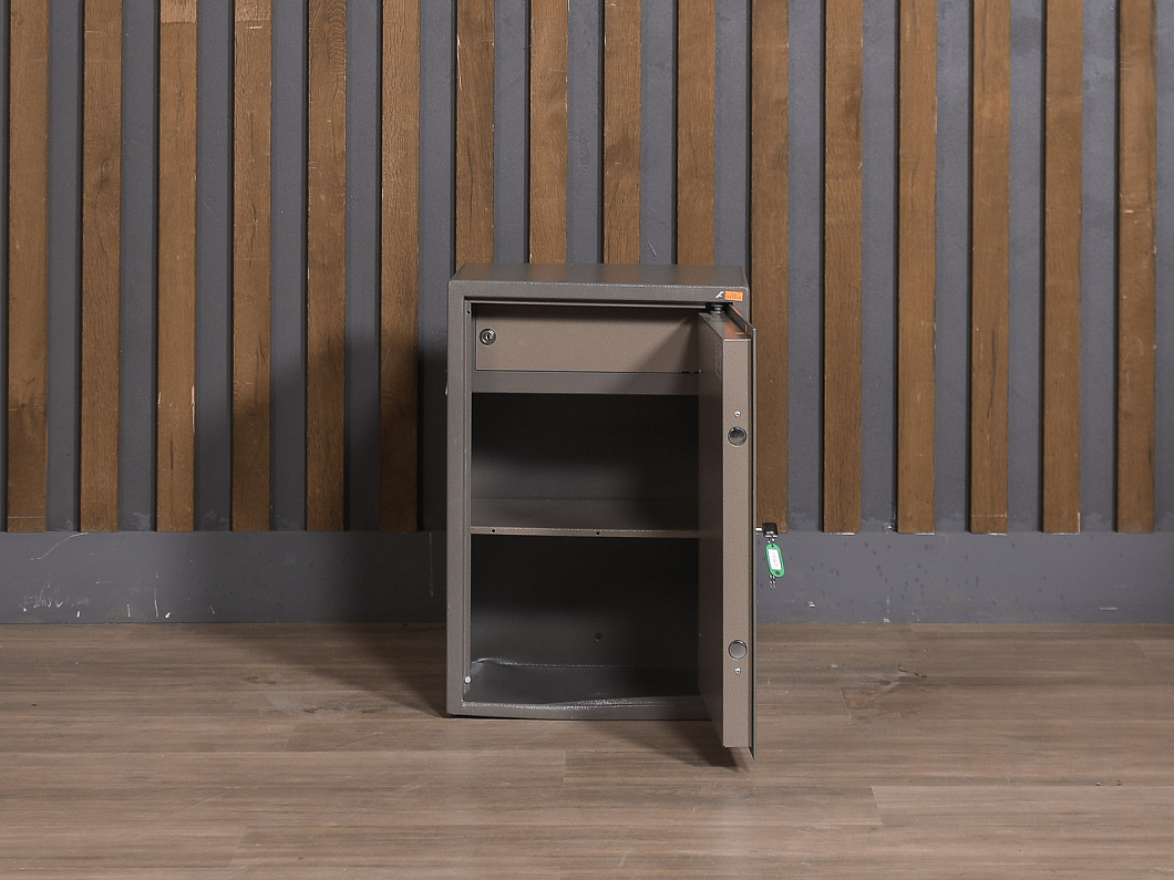 Сейф 18 кг (СФ-231025)