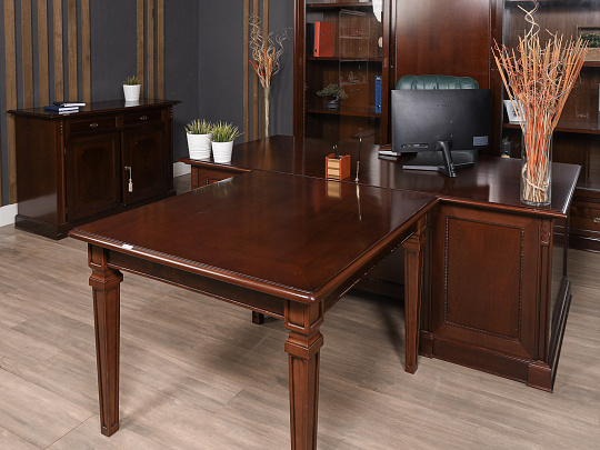 Кабинет руководителя МДФ Вишня