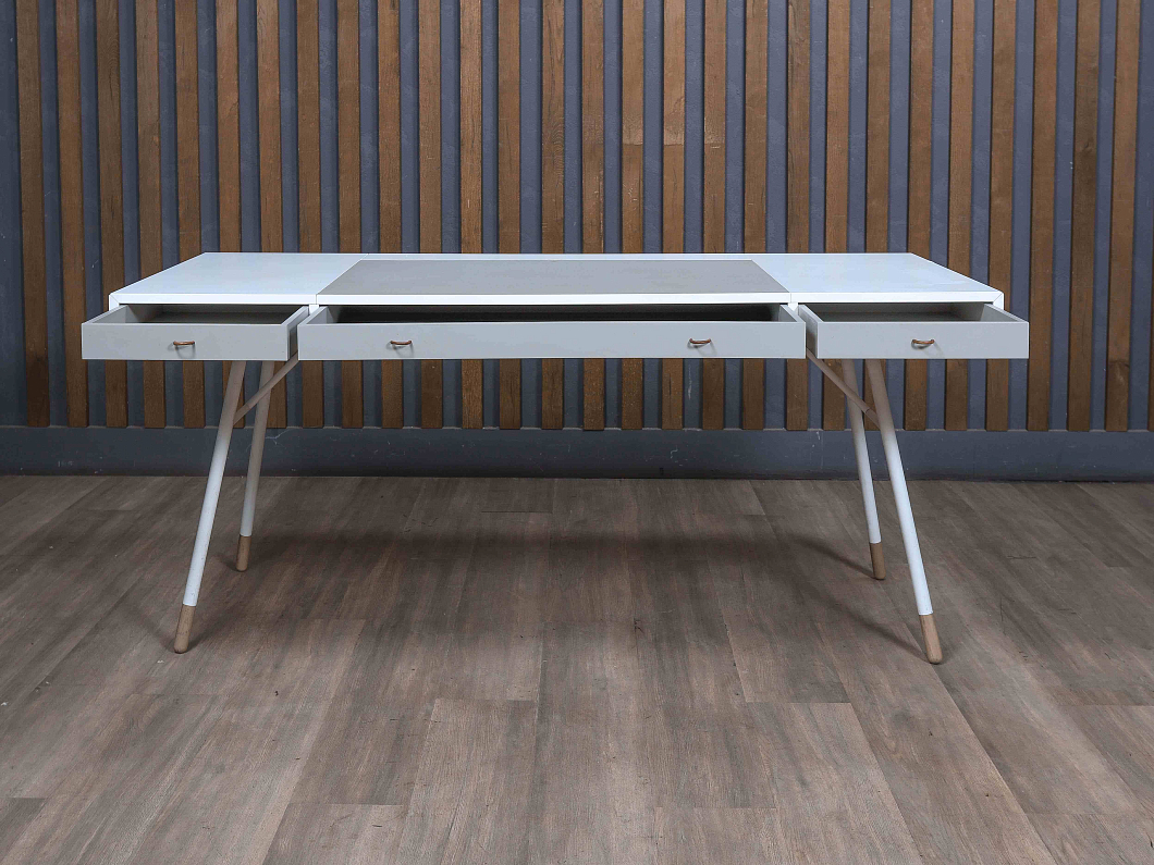 Стол руководителя BoConcept Cupertino Массив Белый Дания (СРБ-291024)