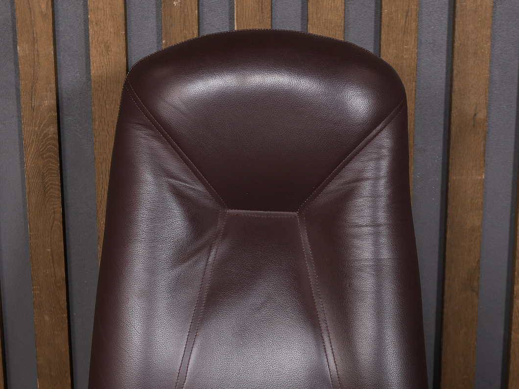 Кресло руководителя Codutti Master Point Кожа Фиолетовый Италия (КРЭФ-090725)