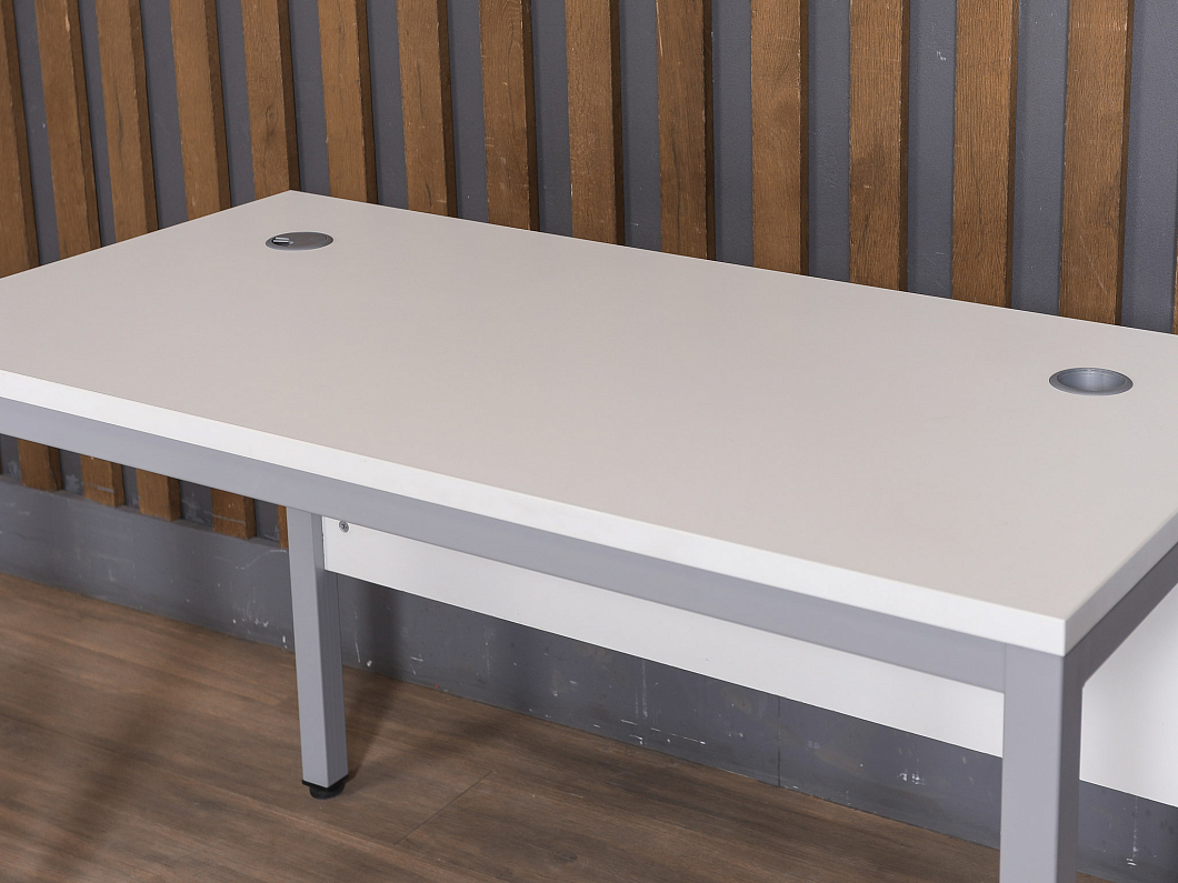 Стол прямоугольный ЛДСП Белый (СПБ-180226)