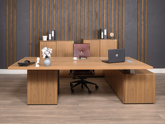 Кабинет руководителя OFFICE NEXT Славянская Столица Motion Executive ЛДСП Зебрано Россия