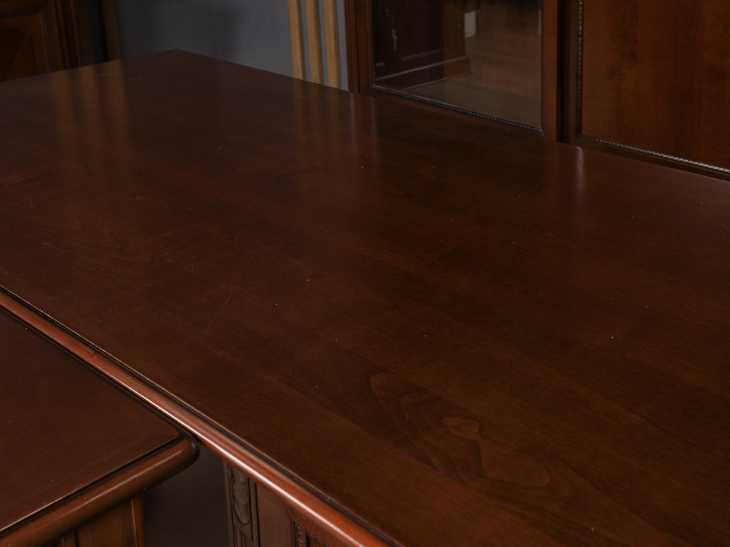 Кабинет руководителя МДФ Вишня (КРВШ1-090725)