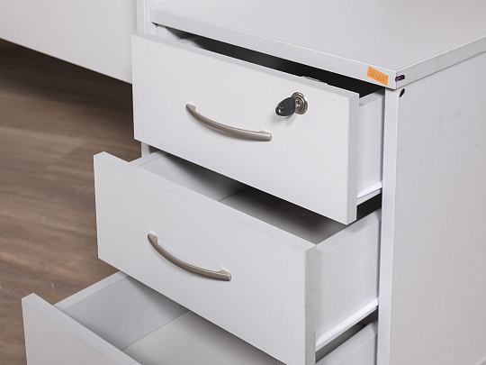 Комплект офисной мебели ЛДСП Серый