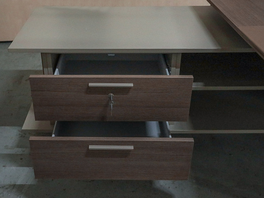 Кабинет руководителя UFFIX Essence ЛДСП Ясень шимо Италия