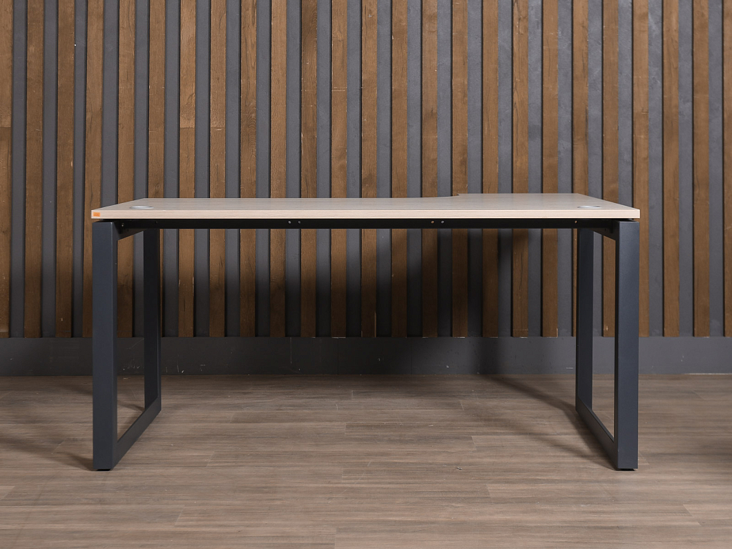 Стол эргономичный ONIX ЛДСП Дуб Россия (СПЭД1-251025)