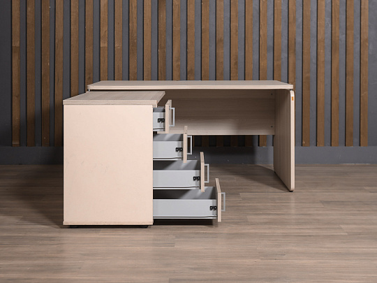 Стол с тумбой Accord ЛДСП Дуб